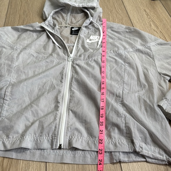Women’s Nike Gray WindBreaker Zip Up Hooded Jacket Size XL - Picture 8 of 10